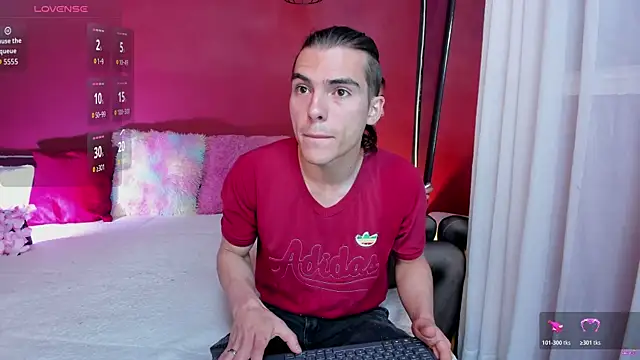  Tattoo Couple online show from April 10, 2026, 2:02 pm