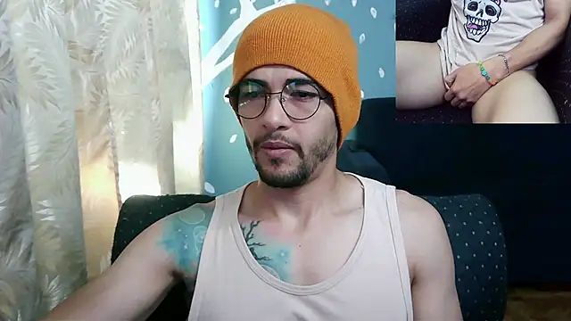 Snapshot of ponzothc chatting on November 1, 2025, 8:14 pm ponzothc online show from November 1, 2025, 8:14 pm