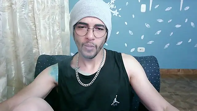 Snapshot of ponzothc chatting on September 27, 2025, 7:53 pm ponzothc online show from September 27, 2025, 7:53 pm