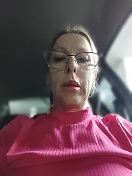 Snapshot of blondyruby chatting on March 3, 2026, 6:48 pm blondyruby online show from March 3, 2026, 6:48 pm