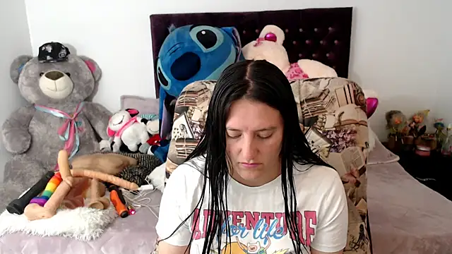 Lorenahot 06 online show from January 6, 2026, 7:40 pm