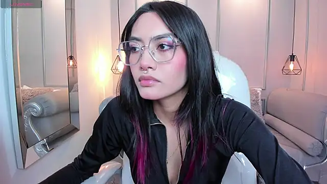 Snapshot of AzuraKindong chatting on September 24, 2025, 7:09 pm AzuraKindong online show from September 24, 2025, 7:09 pm