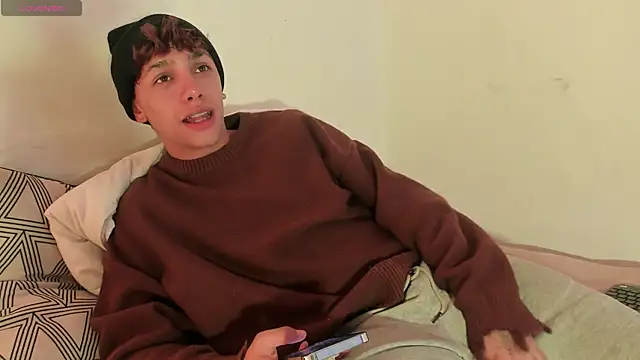 Tomy Rox online show from October 13, 2025, 7:37 pm