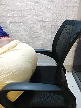 Adiba 2 online show from April 18, 2026, 7:07 pm