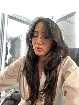 Snapshot of AnyaFloyd69 chatting on November 26, 2025, 8:09 pm AnyaFloyd69 online show from November 26, 2025, 8:09 pm