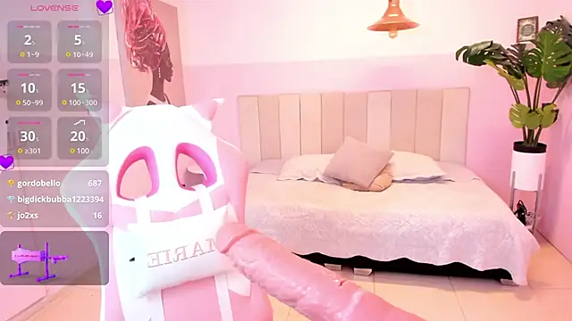 Snapshot of Red_lady chatting on March 23, 2025, 7:20 am Red lady online show from March 23, 2025, 7:20 am