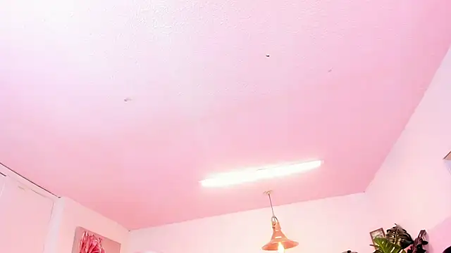 Snapshot of Red_lady chatting on March 4, 2025, 6:47 am Red lady online show from March 4, 2025, 6:47 am