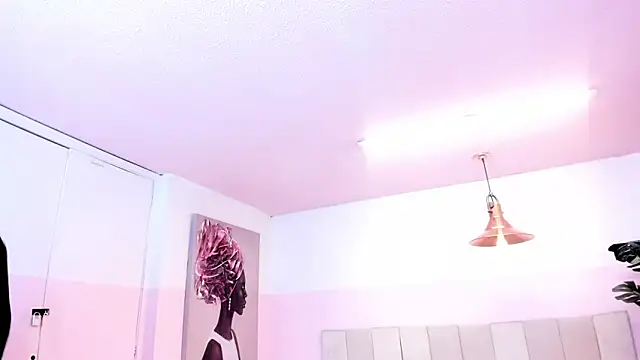 Snapshot of Red_lady chatting on January 14, 2025, 6:56 am Red lady online show from January 14, 2025, 6:56 am