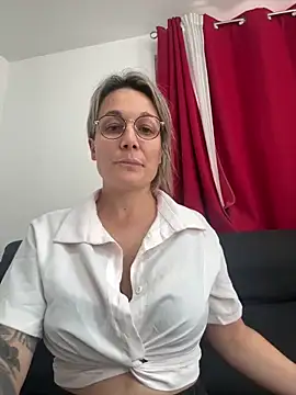 marinella07 online show from October 22, 2025, 11:09 am