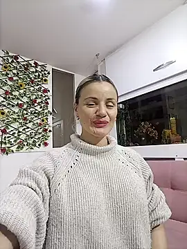 sweetfantasyy69 online show from January 15, 2026, 2:48 am