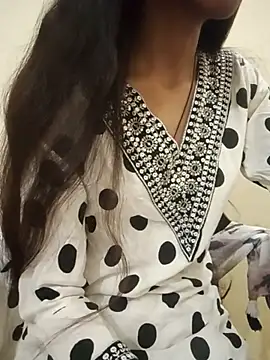 Snapshot of Kumkum_36 chatting on November 12, 2025, 4:38 am Kumkum 36 online show from November 12, 2025, 4:38 am