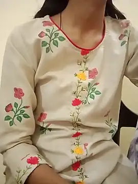 Snapshot of Kumkum_36 chatting on November 10, 2025, 4:50 am Kumkum 36 online show from November 10, 2025, 4:50 am