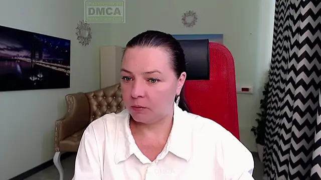 Snapshot of Lily_flower7 chatting on May 20, 2026, 5:59 am Lily flower7 online show from May 20, 2026, 5:59 am