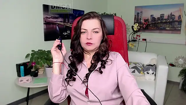 Lily flower7 online show from November 7, 2025, 8:19 am