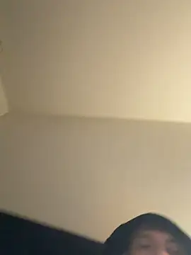 Snapshot of Guitccch chatting on January 18, 2026, 6:39 am Guitccch online show from January 18, 2026, 6:39 am