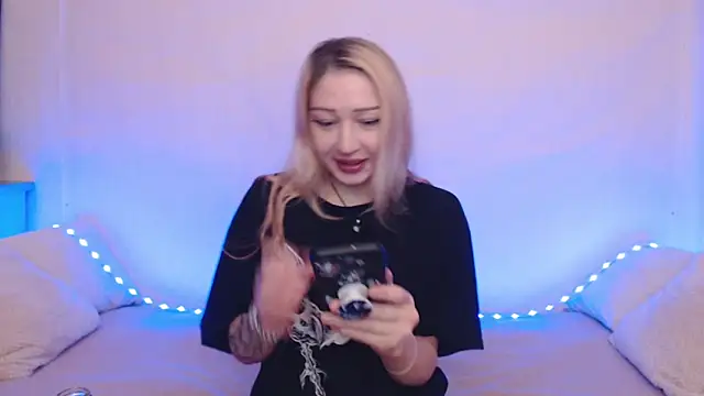 Emily hardcore online show from October 9, 2025, 10:54 pm