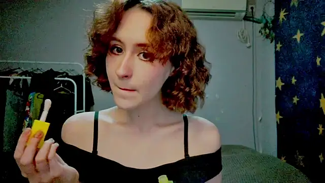 JoannaTompson online show from March 25, 2026, 2:33 am