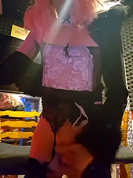 Toptransluder online show from February 12, 2025, 2:45 am