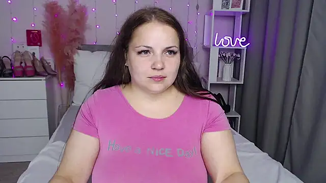 Snapshot of Crazyy_girl_ chatting on June 20, 2026, 7:02 am Crazyy girl online show from June 20, 2026, 7:02 am