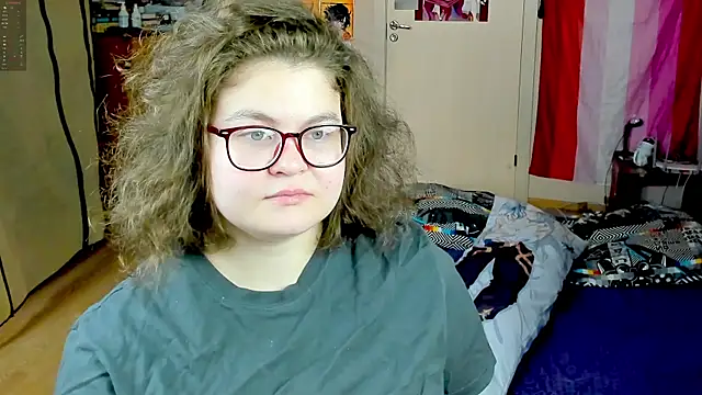 Sashy Way online show from November 4, 2025, 10:52 am