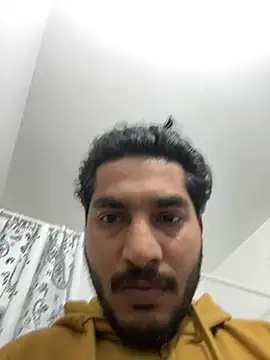 Snapshot of vinzpnr210 chatting on March 1, 2026, 3:01 pm vinzpnr210 online show from March 1, 2026, 3:01 pm