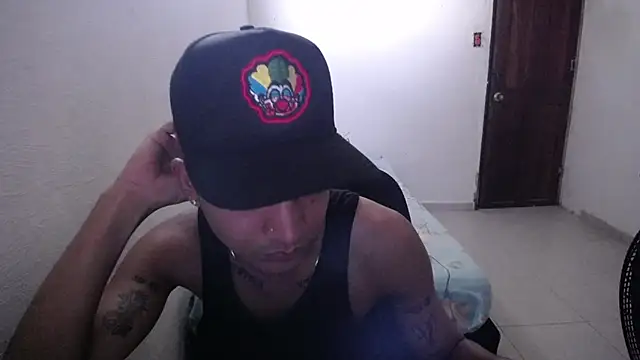 Sxntisaul   online show from February 5, 2025, 6:59 pm