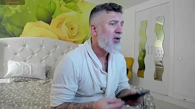 BlowMyXXL online show from February 20, 2026, 8:27 am