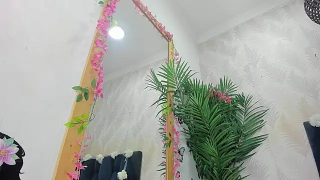 Ammy Connor1 online show from May 27, 2026, 6:59 pm