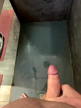 Snapshot of thestringer chatting on October 4, 2025, 8:38 am thestringer online show from October 4, 2025, 8:38 am