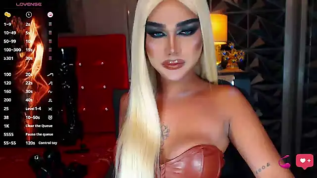 Snapshot of NatalyaFox chatting on March 18, 2025, 8:06 am NatalyaFox online show from March 18, 2025, 8:06 am