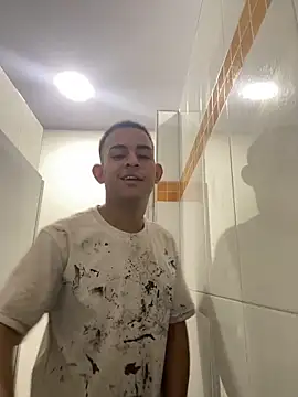 Oscarmartinez123 online show from April 17, 2026, 2:20 pm