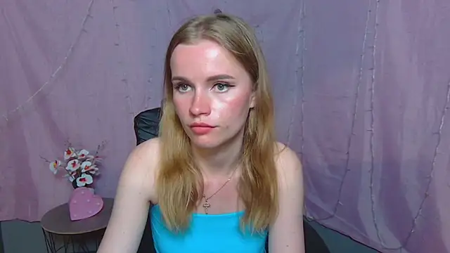Snapshot of MargaritaKiss chatting on May 19, 2026, 7:21 pm MargaritaKiss online show from May 19, 2026, 7:21 pm