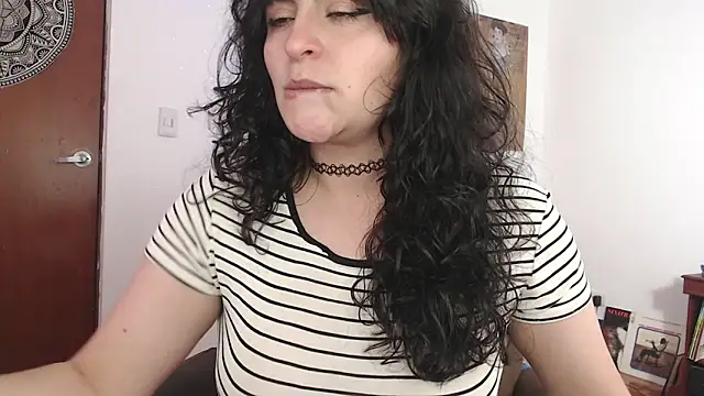 Marci owo online show from February 5, 2025, 7:10 pm