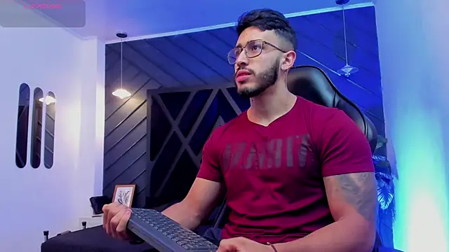 Liam Kleiin online show from November 21, 2025, 11:20 am