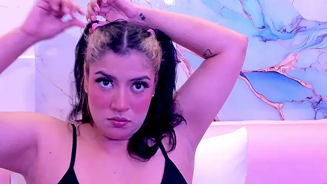 taylor cupper online show from October 23, 2025, 3:38 am