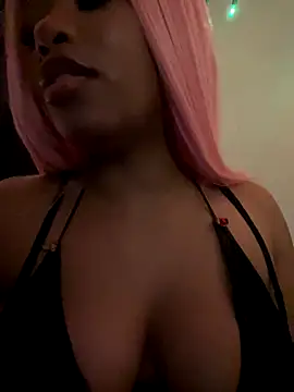 lovekaylaa online show from November 22, 2025, 5:06 am