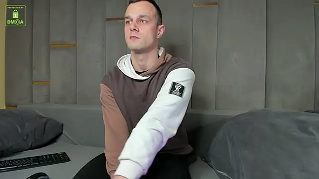 BrandonNorris online show from November 1, 2025, 4:19 am