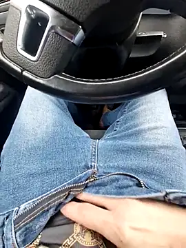 Snapshot of smartzy chatting on December 5, 2025, 1:21 pm smartzy online show from December 5, 2025, 1:21 pm