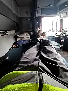 Snapshot of smartzy chatting on October 21, 2025, 7:08 am smartzy online show from October 21, 2025, 7:08 am