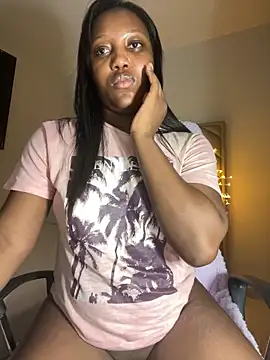 Snapshot of kellya_ chatting on February 16, 2025, 10:44 pm kellya online show from February 16, 2025, 10:44 pm