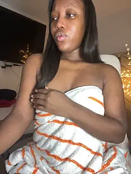 Snapshot of kellya_ chatting on February 6, 2025, 10:36 am kellya online show from February 6, 2025, 10:36 am