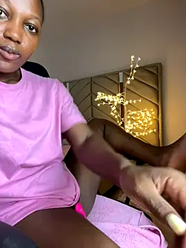 Snapshot of kellya_ chatting on September 13, 2025, 11:38 pm kellya online show from September 13, 2025, 11:38 pm