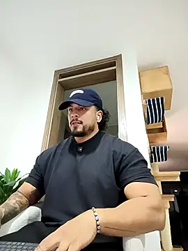 Snapshot of SilvaBranko chatting on February 6, 2026, 1:23 am SilvaBranko online show from February 6, 2026, 1:23 am