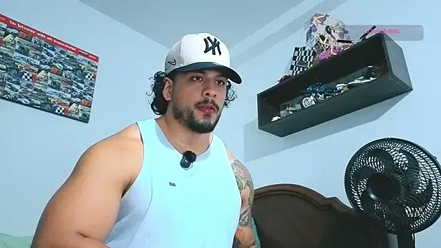 Snapshot of SilvaBranko chatting on February 10, 2026, 12:09 am SilvaBranko online show from February 10, 2026, 12:09 am