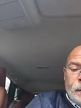 Snapshot of bottomhairy chatting on December 23, 2025, 8:24 am bottomhairy online show from December 23, 2025, 8:24 am