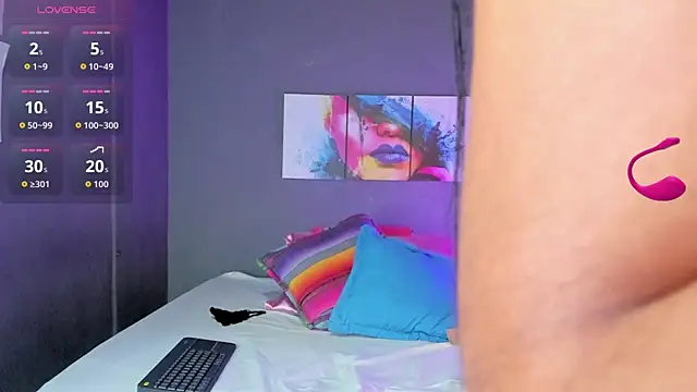 Snapshot of MadissonShakur chatting on November 21, 2025, 5:23 pm MadissonShakur online show from November 21, 2025, 5:23 pm