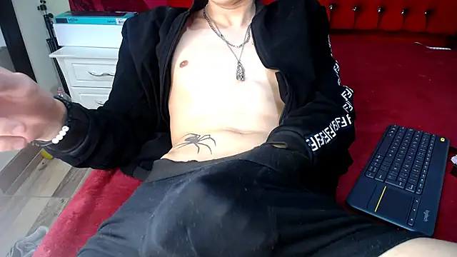 Snapshot of _Thomas_hot_ chatting on March 18, 2025, 4:07 am Thomas hot online show from March 18, 2025, 4:07 am