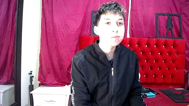 Snapshot of _Thomas_hot_ chatting on March 16, 2025, 1:38 am Thomas hot online show from March 16, 2025, 1:38 am