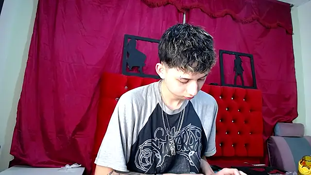 Snapshot of _Thomas_hot_ chatting on March 14, 2025, 9:00 pm Thomas hot online show from March 14, 2025, 9:00 pm