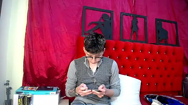 Snapshot of _Thomas_hot_ chatting on March 23, 2025, 1:20 am Thomas hot online show from March 23, 2025, 1:20 am